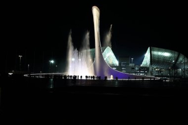 Olimpiyat meşalesinin Olympic Park kapta 2014 Kış Olimpiyatları ana çekim olduğunu