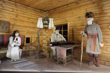 Otantik Rusya kuzey köy, ev inşası, evlerin dekorasyon ve özellikleri benzersiz bu sert kenarları sakinleri kıyafetler