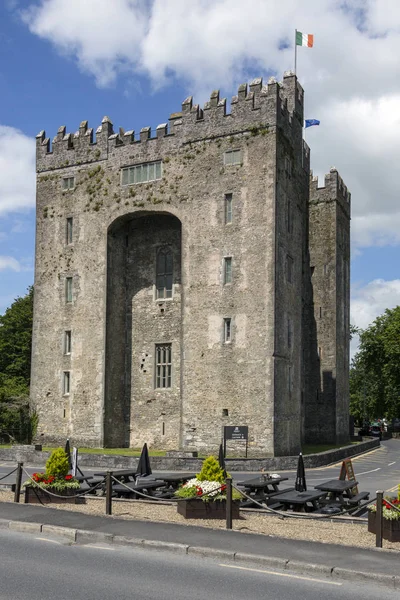 Bunratty Castle Large 15Th Century Tower House County Clare Republic — Stock Photo, Image