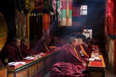 Samye Manastırı Tibet, Tibet Budist rahipler. Samye Tibet'te inşa ilk gompa manastır yapıldı ve muhtemelen 775ad inşa edilmiştir.