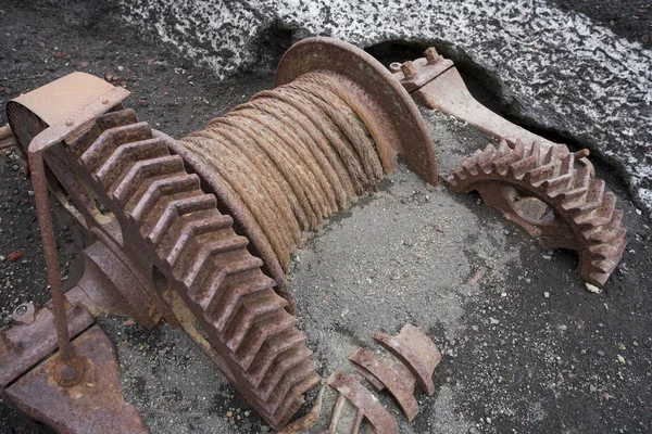 Roestige Oude Lier Gear Een Verlaten Walvisvangst Station Misleiding Eiland — Stockfoto