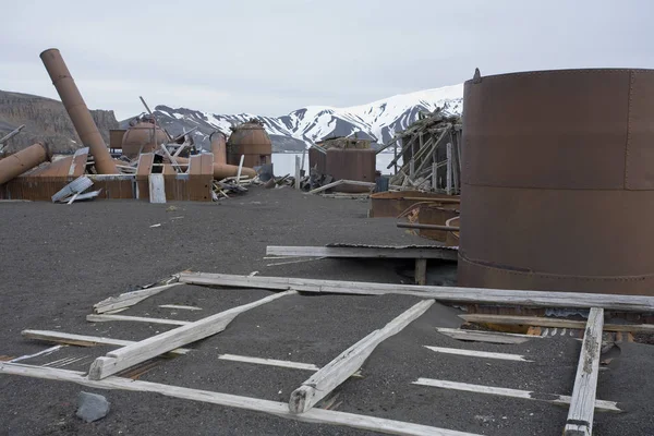 Іржавіють Залишки Кинутих Китобійний Станції Острові Обману Антарктиді — стокове фото