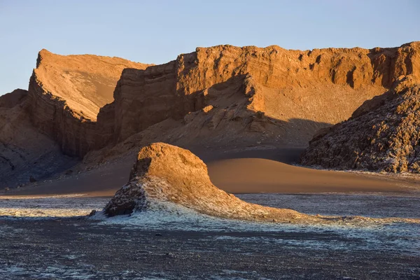 チリ北部のアタカマ砂漠の月 ヴァッレ — ストック写真