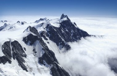 Mt Cook (Aoraki) Güney Alpler'in üzerinde Güney Island Yeni Zelanda Cumhuriyeti Hava görünümünü. 3,724m (12,218 ft).                             