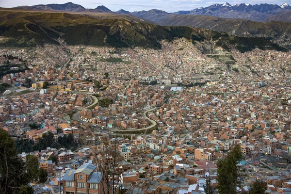 Skymning över staden i La Paz - Bolivia - Sydamerika — Stockfoto