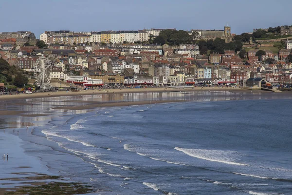 Scarborough North Yorkshire kıyısında - İngiltere — Stok fotoğraf