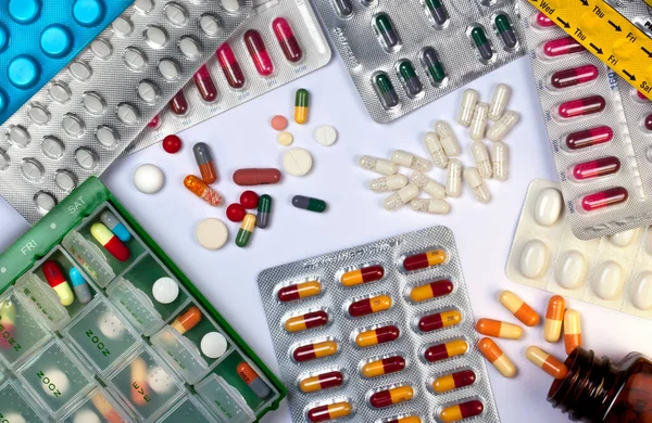 Medicamente Pastile Sau Tablete Medicale Într Ambalaj Blistere Sticle Medicamente — Fotografie, imagine de stoc