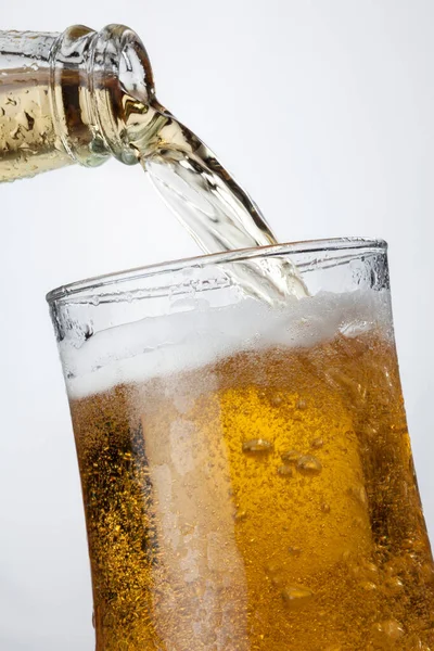 Pouring Ice Cool Beer Bottle — Stock Photo, Image