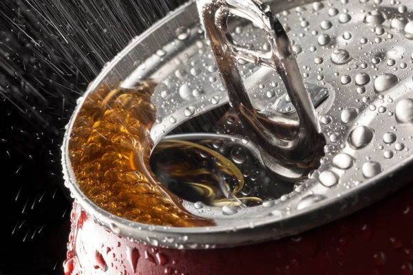 Spray Fizzy Drink Opening Ring Pull Can — Stock Photo, Image