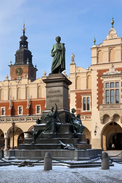 Socha Adama Mickiewicze Látkové Síně Hlavním Náměstí Rynek Glowny Staré — Stock fotografie