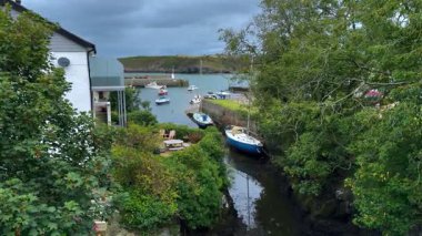İngiltere 'nin Kuzey Galler' deki Anglesey Adası 'ndaki Cemaes Körfezi