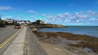 İngiltere 'nin Kuzey Galler' deki Anglesey Adası 'ndaki Cemaes Körfezi
