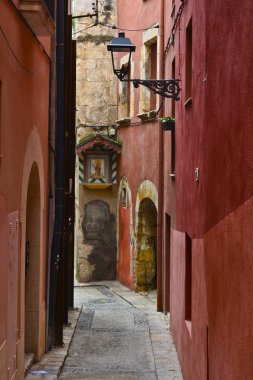 Antik şehrin Tarragona dar sokakları