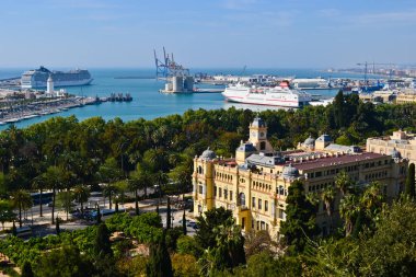 Bir görünümünü Malaga liman, İspanya