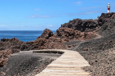 Deniz feneri görünümünü Punto de Teno, Tenerife, Kanarya Adaları