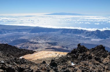 Lav araziyi Atlantik Okyanusu ile La Gomera ada için volkan Teide, Teide Milli Parkı, Tenerife, Kanarya Adaları, İspanya en Üstten Görünüm