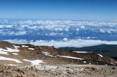 Lav araziyi Atlantik Okyanusu ile La Gomera ada için volkan Teide, Teide Milli Parkı, Tenerife, Kanarya Adaları, İspanya en Üstten Görünüm