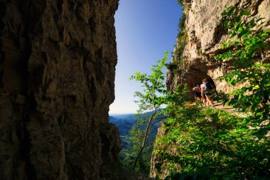 52 Tünelin Güzergahı (Valli del Pasubio)
