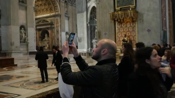 Rom Italien Februar 2019 Tourist Fotografiert Der Basilika Von Peter — Stockvideo