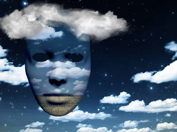 在多云的天空中有田野的面具 — 图库照片