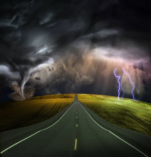 Road Leads Storm — Stock Photo, Image