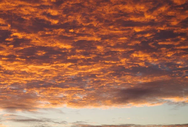 Wolken Bij Zonsondergang — Stockfoto