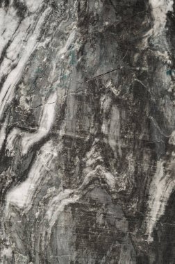 Beyaz damarlı gri mermer