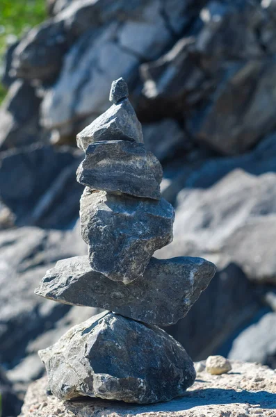 Stone Pyramids Built Tourists Pieces Marble Ruskeala Mountain Park — Stock Photo, Image