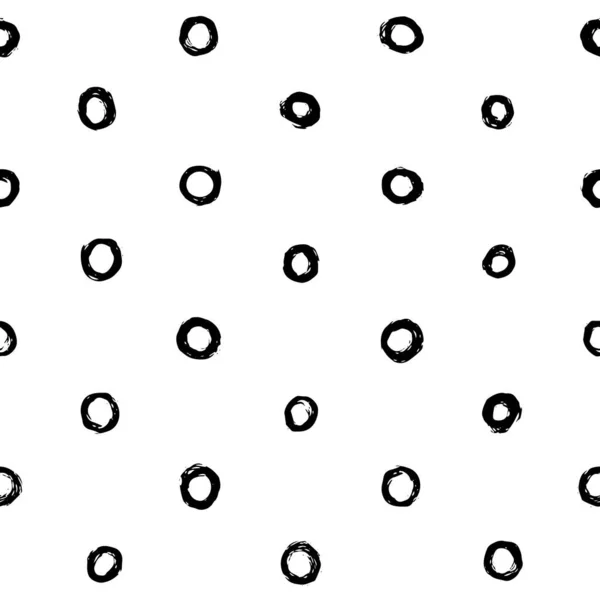 Ručně kreslené kruhy nebo prsteny bezešvé vzor v černé a bílé. Ideální pro balení papíru, textilu, tkaniny a pozadí. Vektorový polka tečka vzor. — Stockový vektor
