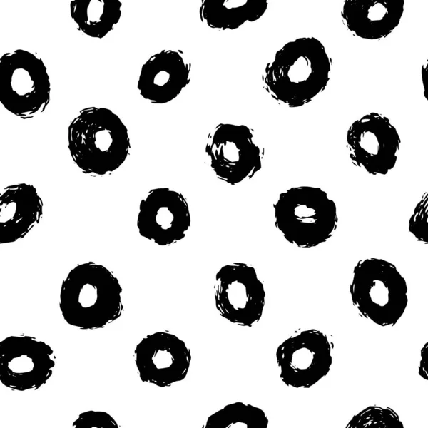 Thick hand drawn circles or rings. Seamless pattern in black and white. Perfect for wrapping paper, textile, fabric and backdrops. Vector polka dot pattern. — ストックベクタ