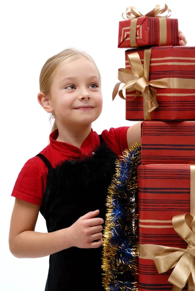 Petite Fille Mignonne Avec Des Cadeaux Noël Sur Fond Blanc — Photo