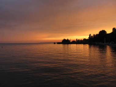 balaton Gölü tihany Macaristan panorama gün batımında