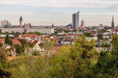 Yüksek binalar, Belediye Binası ve kiliseler Leipzig şehir panoraması