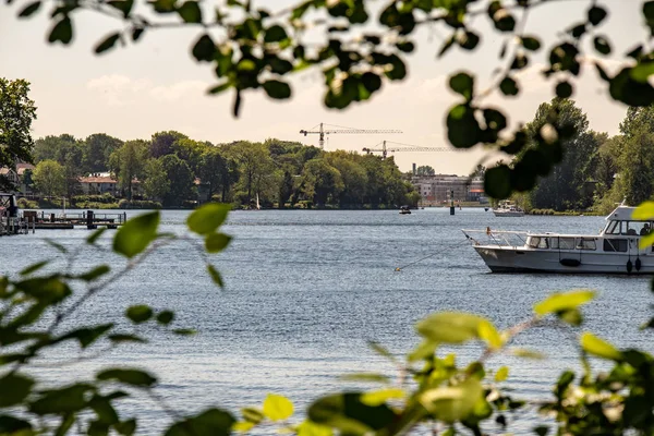 Romantikus Kilátás Nyílik Folyó Dahme Spree Berlin Koepenick Házak Parton — Stock Fotó