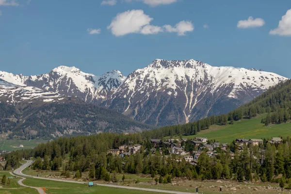 Uitzicht Een Panorama Van Bergen Zwitserse Engadin Graubünden Zwitserse Alpen — Stockfoto