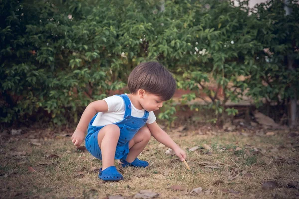 Schattige Baby Jongen Peuter — Stockfoto