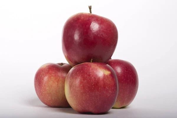 Ensemble Pommes Rouges Aux Feuilles Vertes Pomme — Photo