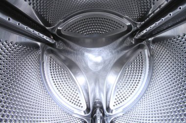 Çamaşır makinesinin içinde.