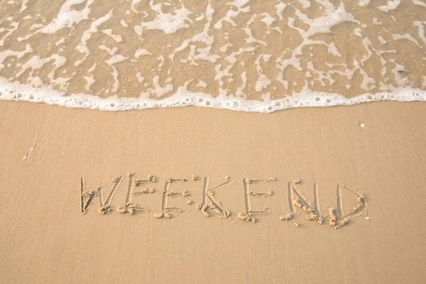 Palavra Weekend Escrito Praia Conceito Hora Verão — Fotografia de Stock