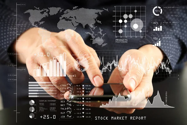 Investidor Analisando Relatório Mercado Ações Painel Financeiro Com Business Intelligence — Fotografia de Stock