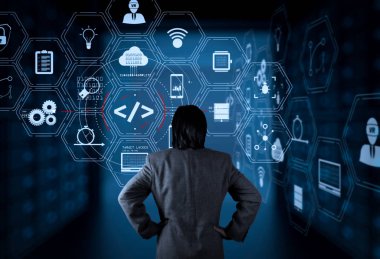 Yazılım geliştirici çalışma ile kodlama augmented gerçeklik kontrol paneli bilgisayar simgeler scrum çevik geliştirme ve kod çatal ve duyarlı cybersecurity.businessman workking ile sürüm oluşturma.