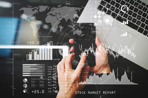 投资者分析股票市场报告和财务仪表板与商业智能 与关键绩效指标 Kpi 网络安全互联网和网络概念 商人手与 — 图库照片