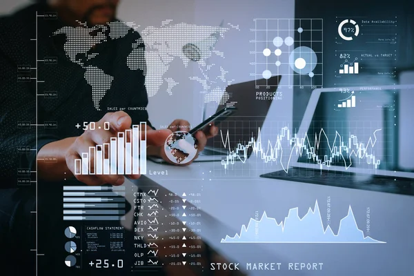 投资者用商业智能 分析股票市场报告和财务仪表板 并提供关键绩效指标 Kpi 商人使用智能手机和数码平板电脑 — 图库照片