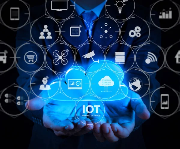 Internet Things Iot Technology Augmented Reality Dashboard Businessman Showinng Cloud — Stock Photo, Image