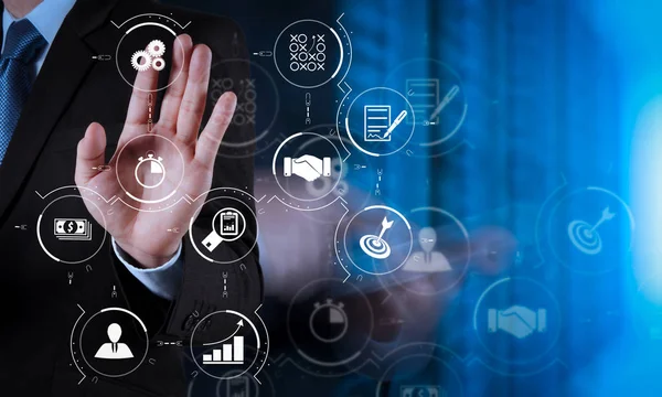 İş süreci yönetimi iş akışı Otomasyonu diyagram ve sanal flowchart.businessman başarı çalışma bilgisayar vites ile değmek perde takımı ile kavram olarak 