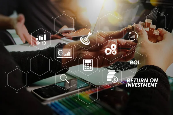 Indicatore Roi Return Investment Nel Cruscotto Virtuale Migliorare Business Due — Foto Stock