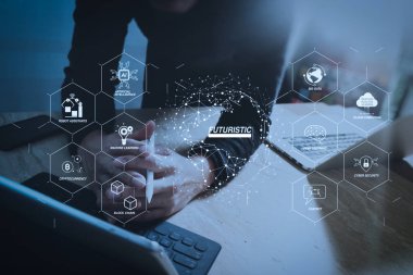 Sanayi 4.0 ve iş Sanal Diyagram AI, robot asistanı, bulut, büyük veri ve otomasyon ile fütüristik. Web sitesi tasarımcısı dijital tablet çalışma dock klavye ve bilgisayar laptop ile akıllı telefon.