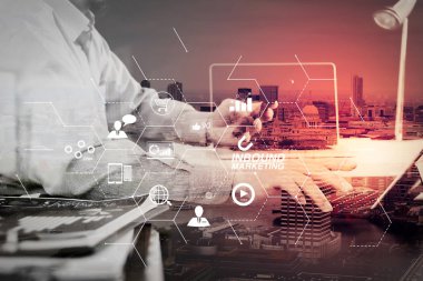 Sanal diyagramı Pano ve Online veya izin piyasa concept.businessman akıllı telefon ve London city dijital tablet ve dizüstü bilgisayarla çalışma ile pazarlama iş gelen 