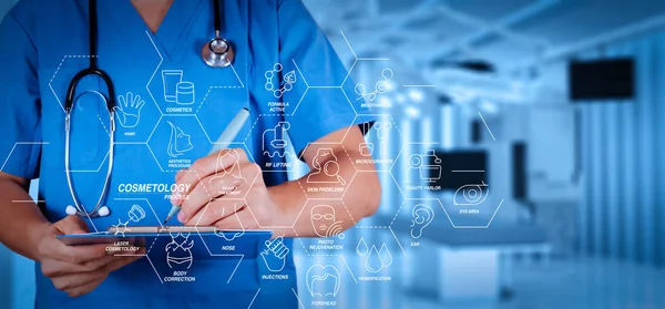 Kozmetik işlemi güzellik terapisi, welness, sağlık, sağlık tedavi sanal diyagramı ve düzeltme, gençleştirme, anti-aging procedure.success akıllı bir tıp doktoru ameliyathane ile çalışma