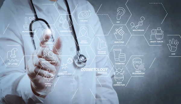Kozmetik güzellik terapisi, welness, sağlık, sağlık tedavi sanal diyagramı ve düzeltme, gençleştirme, anti-aging prosedür işlemine. Dokunmatik ekranda çalışan bir stetoskop ile akıllı doktor